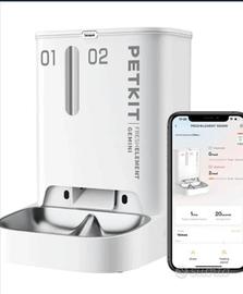 distributore croccantini cani e gatti 