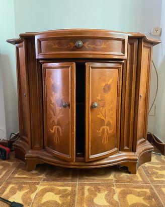 Mobile in legno