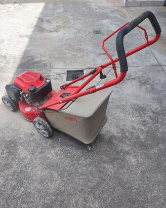 Tosaerba motore a scoppio