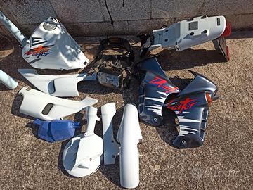 Plastiche Honda Dominator