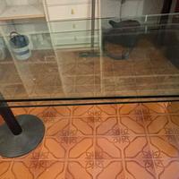 Scrivania apribile il cristallo temprato