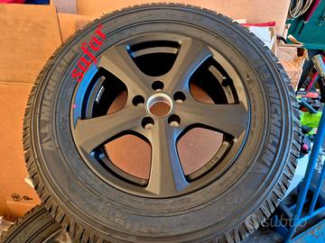 JEEP RENEGADE KIT RUOTE IN LEGA CON PNEUMATICI 215