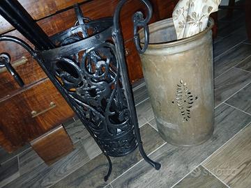 Porta-ombrelli in metallo 