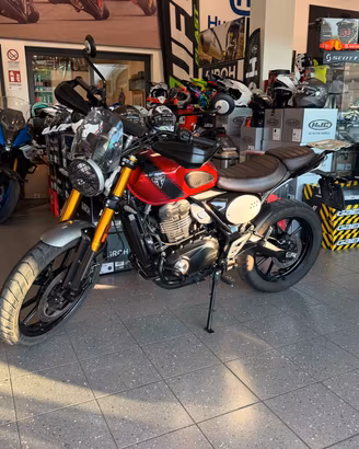 Triumph Scrambler 400 x