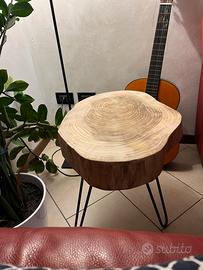 Tavolino legno massello