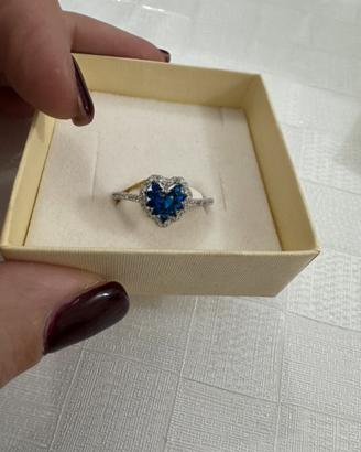 Anello argento con pietra blu