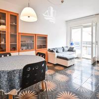 Trilocale con balcone a Laives - Via Noldin