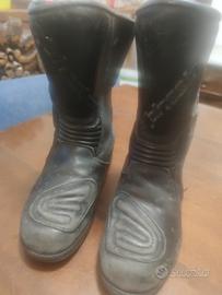 stivali moto alpinestar