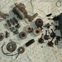 Molti ricambi pezzi vespa / ape anni 60/70/80