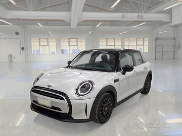 MINI COOPER CLASSIC AUTO 5 PORTE BERLINA