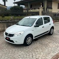 Dacia Sandero immatricolata autocarro N1 4 POSTI