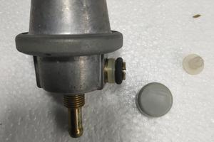 regolatore pressione benzina Weber 
