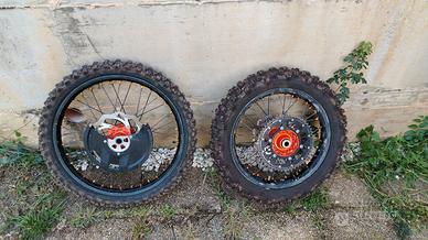 cerchi completi KTM Wess