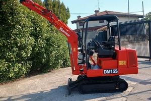 E252 - ESCAVATORE HINOWA 15 Q