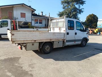 Iveco Daily 29L9 con cabina doppia