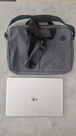 PC Portatile Hp Ryzen 5 + Borsa HP