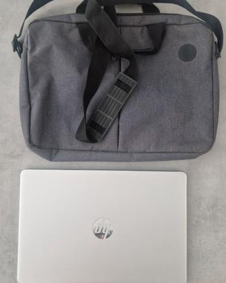 PC Portatile Hp Ryzen 5 + Borsa HP