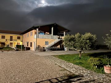 Corte con caseggiati abitabili , rustici,