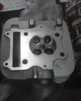 Testata del cilindro suzuki gz 250 tu 250