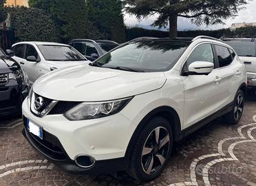 NISSAN Qashqai 1.5 dCi Tekna 360*