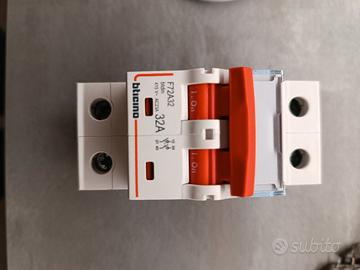 Sezionatore comandabile 