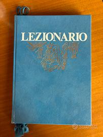 Libro lezionario per santa messa libro liturgico