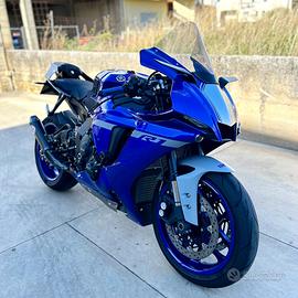 Yamaha YZF-R1 2021