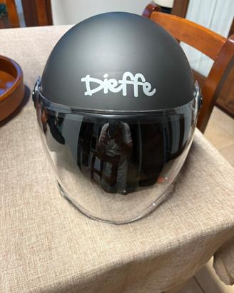 Casco jet