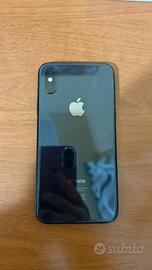 iPhone XS 64 GB nero.