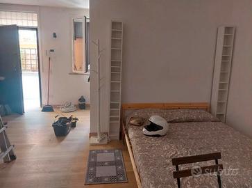 MONTEVERDE MONOLOCALE ARREDATo CON GIARDINO PRIVAT