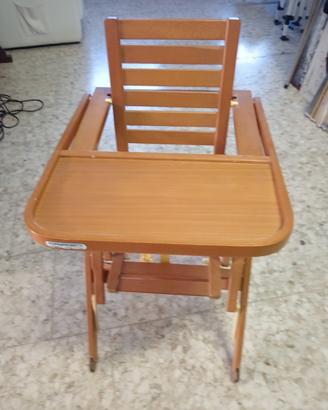 seggiolone in legno