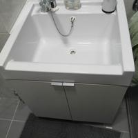 Sottolavello bagno