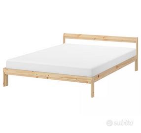 Letto matrimoniale base Ikea