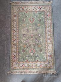 Tappeto in seta disegno Persiano