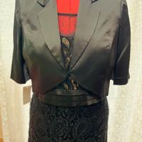 Vestito sartoriale elegante nero e dorato