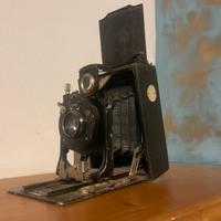 Macchina fotografica Agfa Folding 6x9 a Soffietto