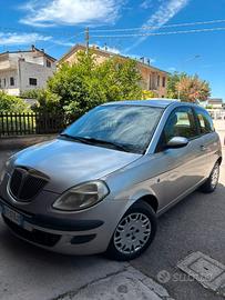 Lancia Ypsilon 1.2 benzina 2005- 1.900€ trattabili
