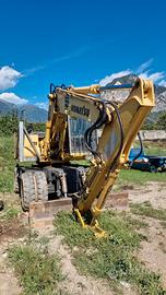 Escavatore Gommato KOMATSU PW150ES