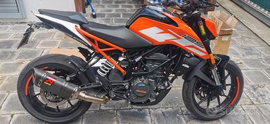 KTM Duke 125 
