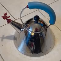 alessi 9093  Bollitore con manico azzurro 