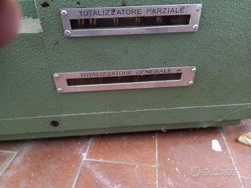 Affrancatrice lirma per timbri postali