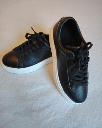 Scarpe Nere Suola Nera N.41 