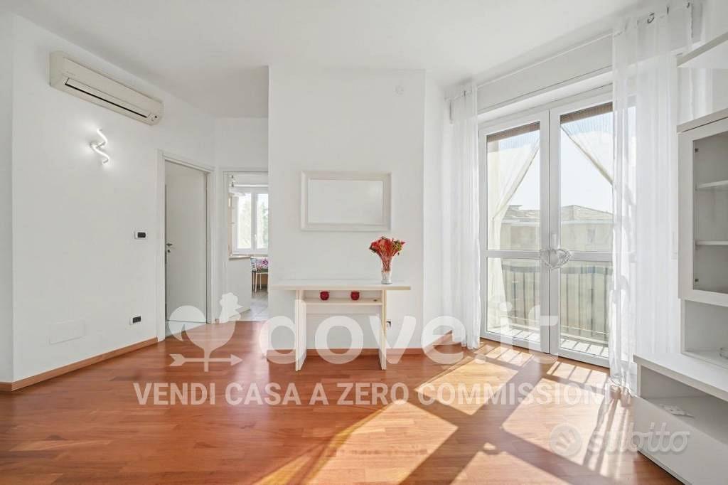 Appartamento di 80 m² con 3 locali e posto auto a - Vista 3
