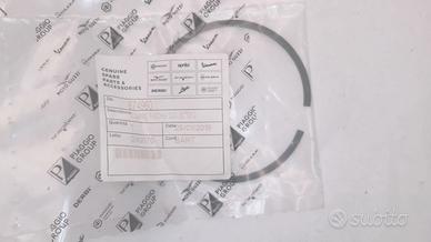 SEGMENTO RASCHIA OLIO BEVERLY MP3 VESPA 300 PIAGGI