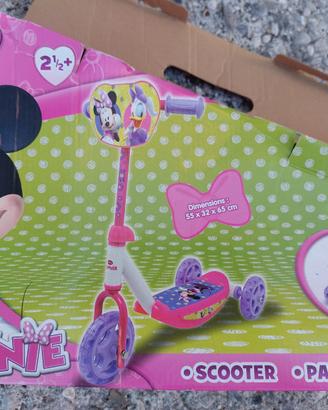 Monopattino a tre ruote Minnie