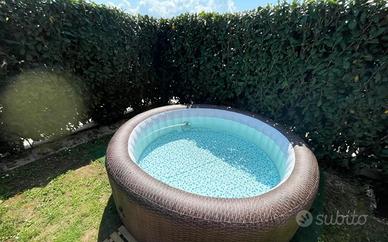 piscina idromassaggio Bestway Lay Z Spa St Moritz