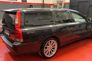 Volvo v70 t5 2.3