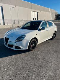 Alfa Romeo Giulietta 2.0 JTDM 140 cv allestimento 