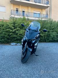 Tmax T30 SX ABS