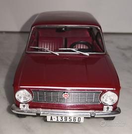 DIECAST MODEL 1/24 SEAT 124L (1969)